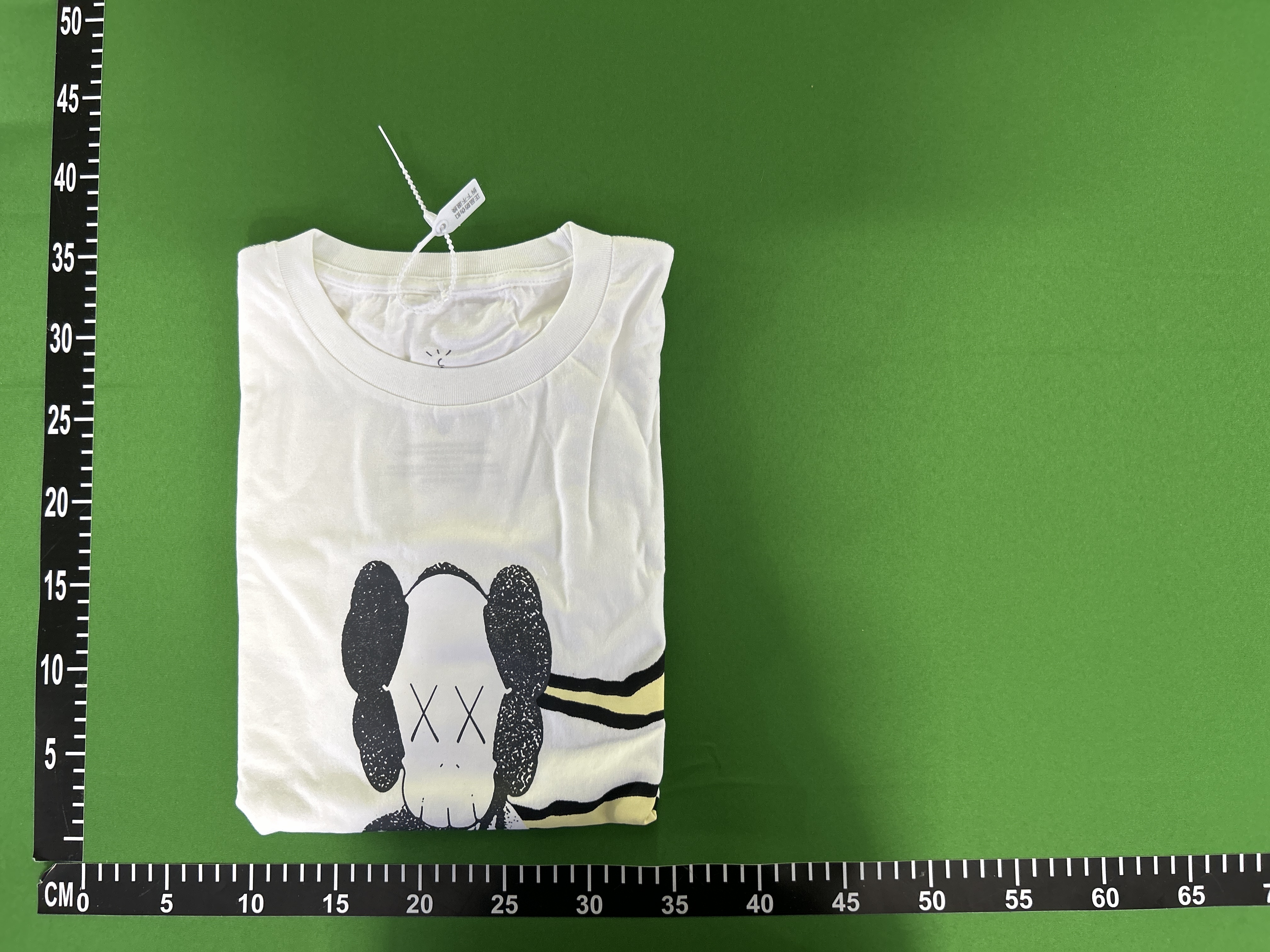 QC Photo - Travis Scott Cactus Jack x Kaws Fragment Tee