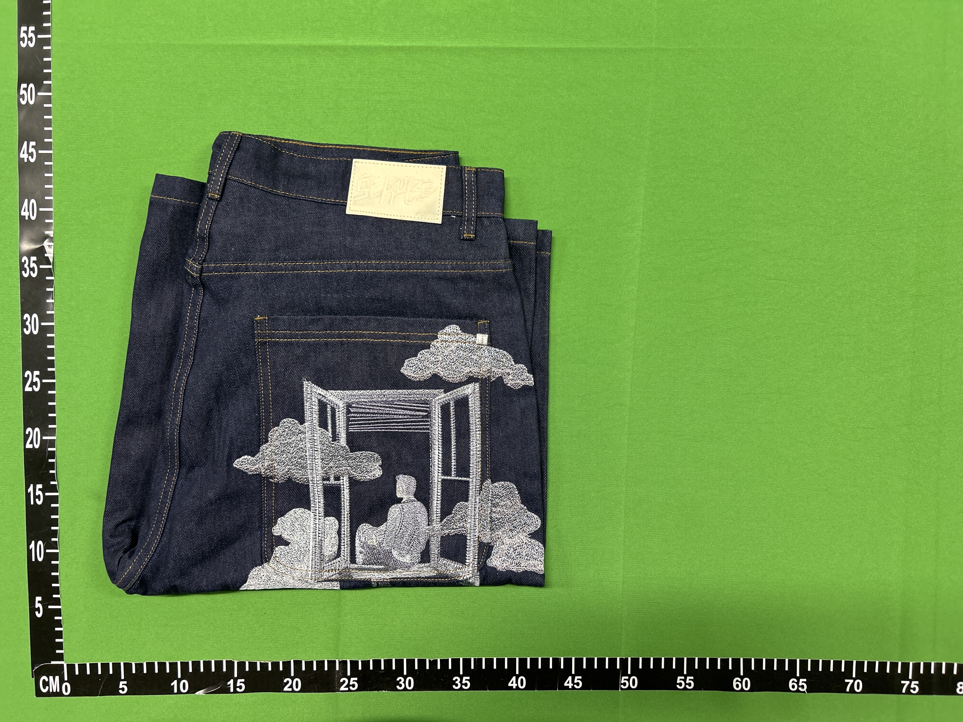 QC Photo - Derschutze On Air Denim Shorts