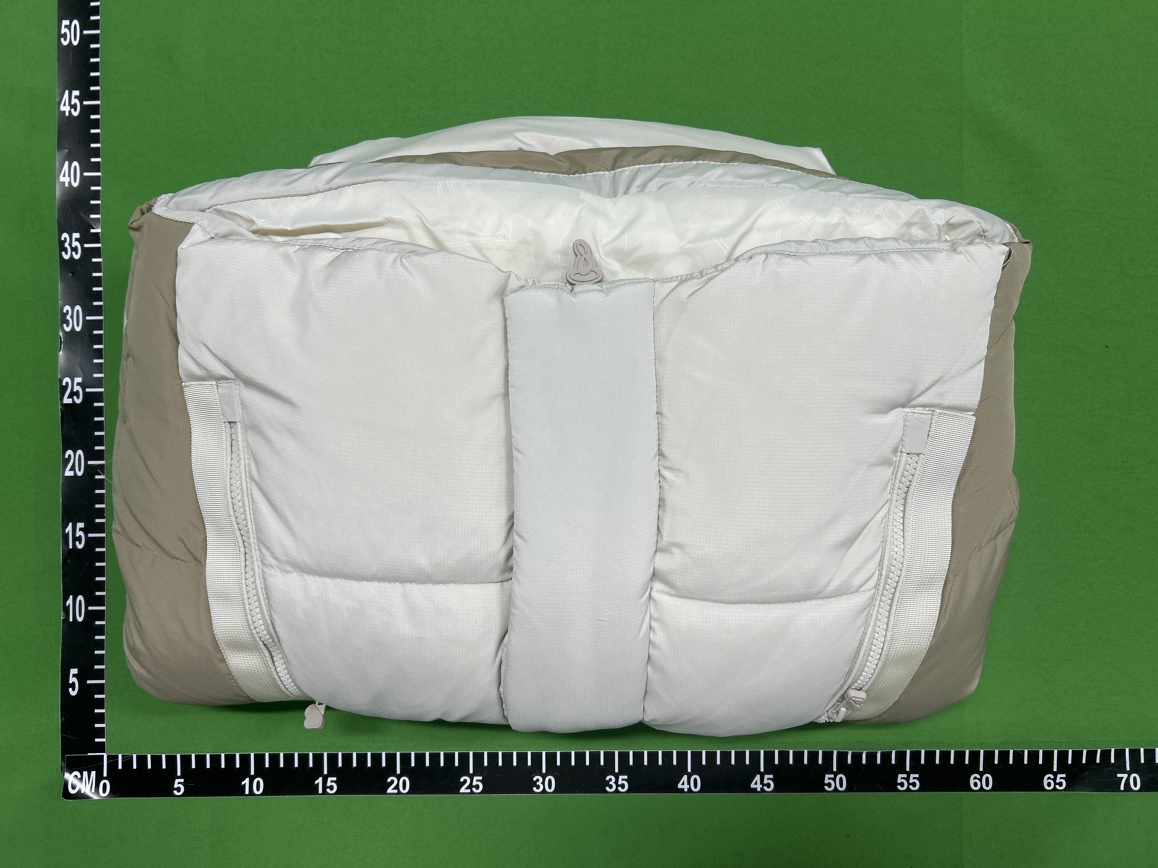QC Photo - Syna World Down Puffer Jacket Cream