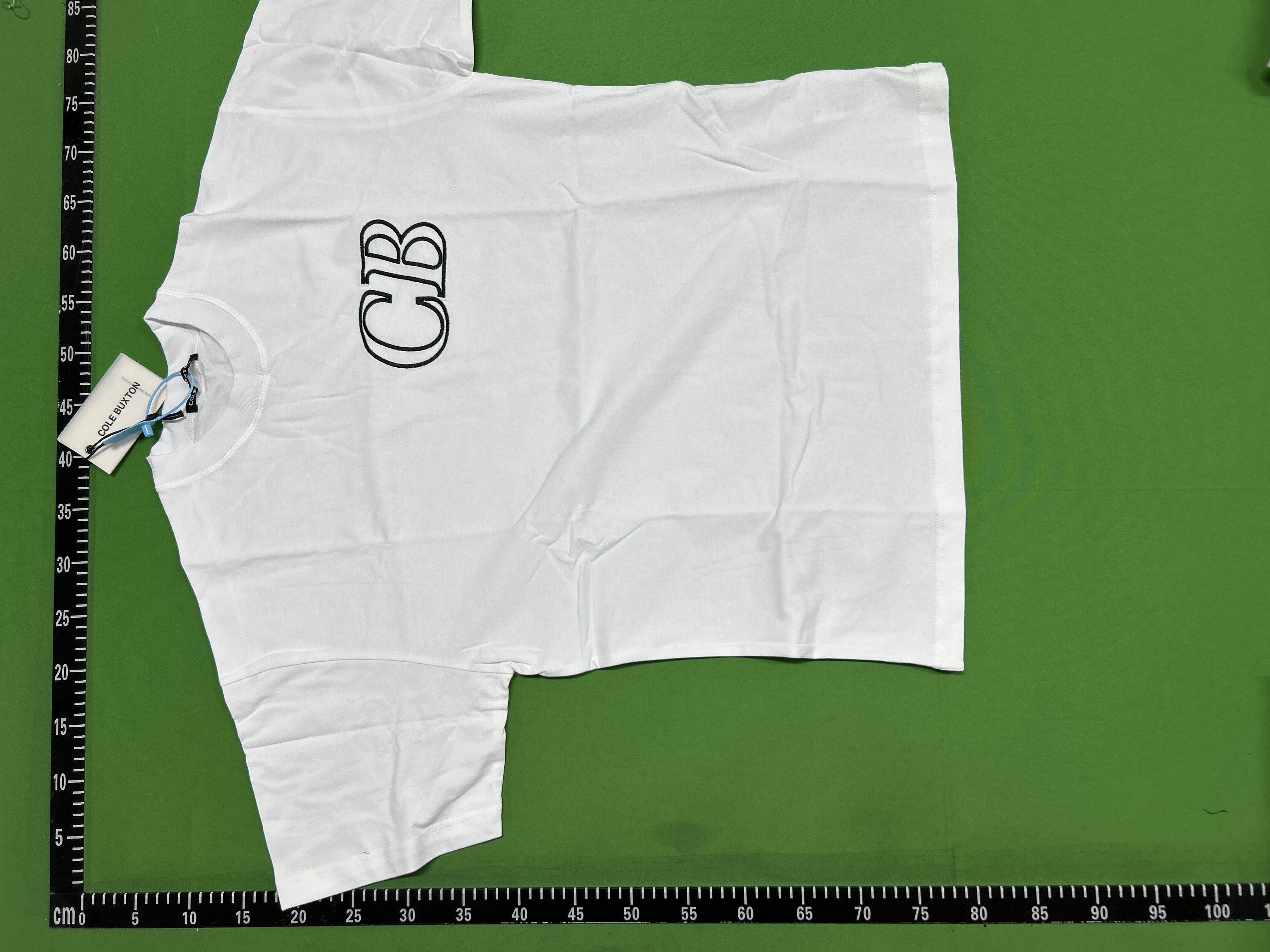 QC Photo - Short-sleeved collection in white