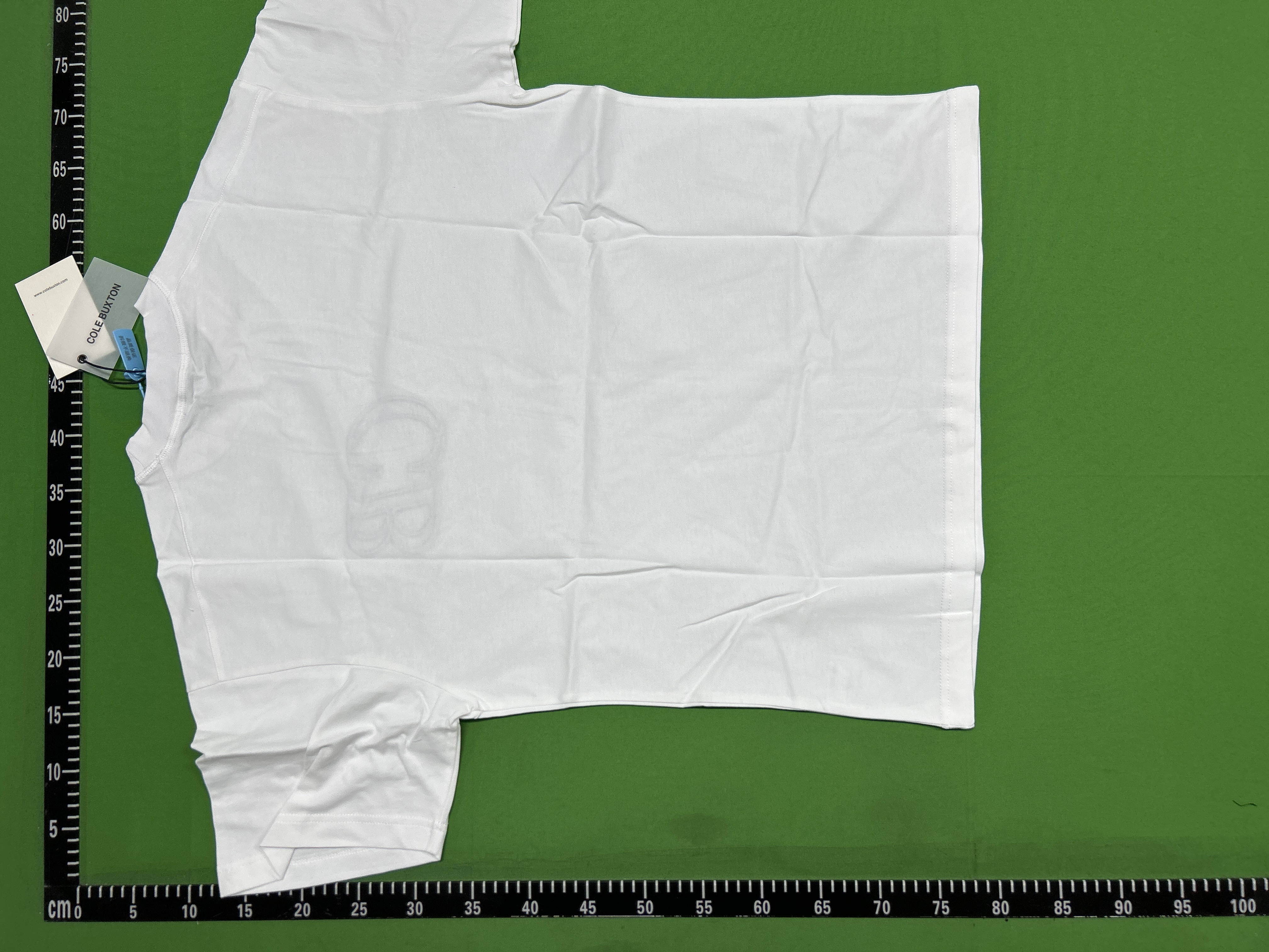 QC Photo - Short-sleeved collection in white