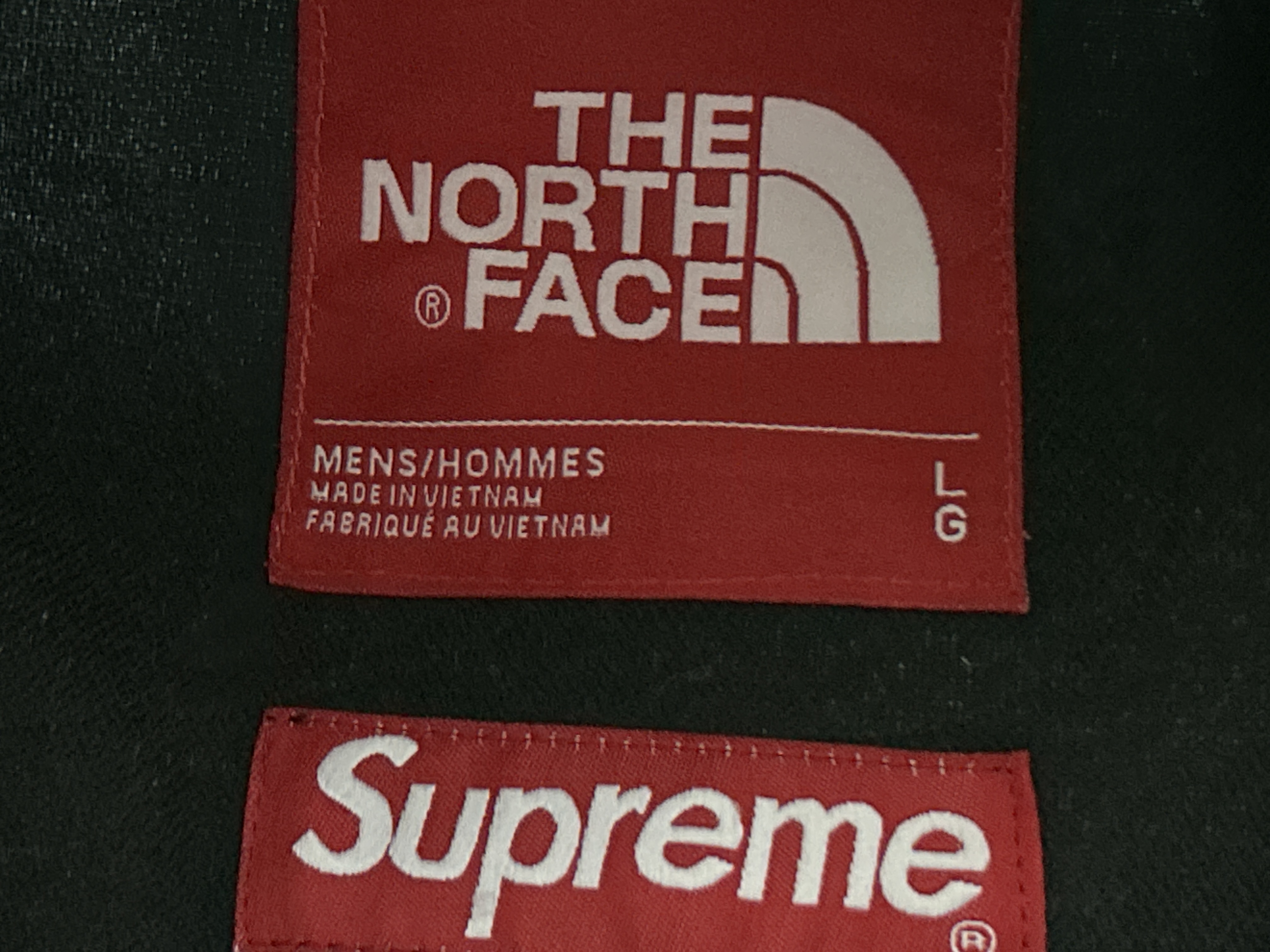 QC Photo - Supreme x North Face Fleece Jacket