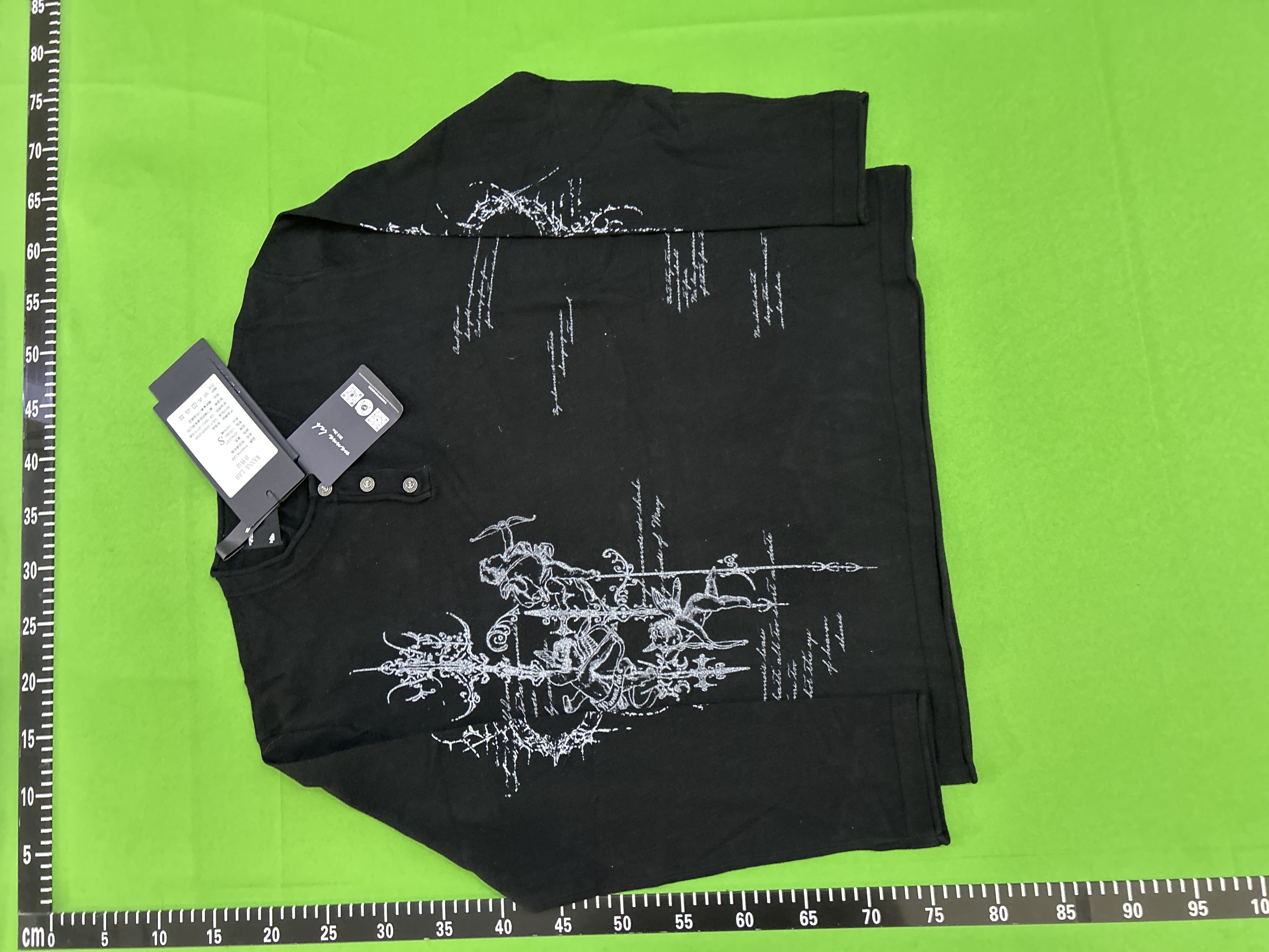 QC Photo - WANNA LAB Long Sleeve Tee (2 Variants)
