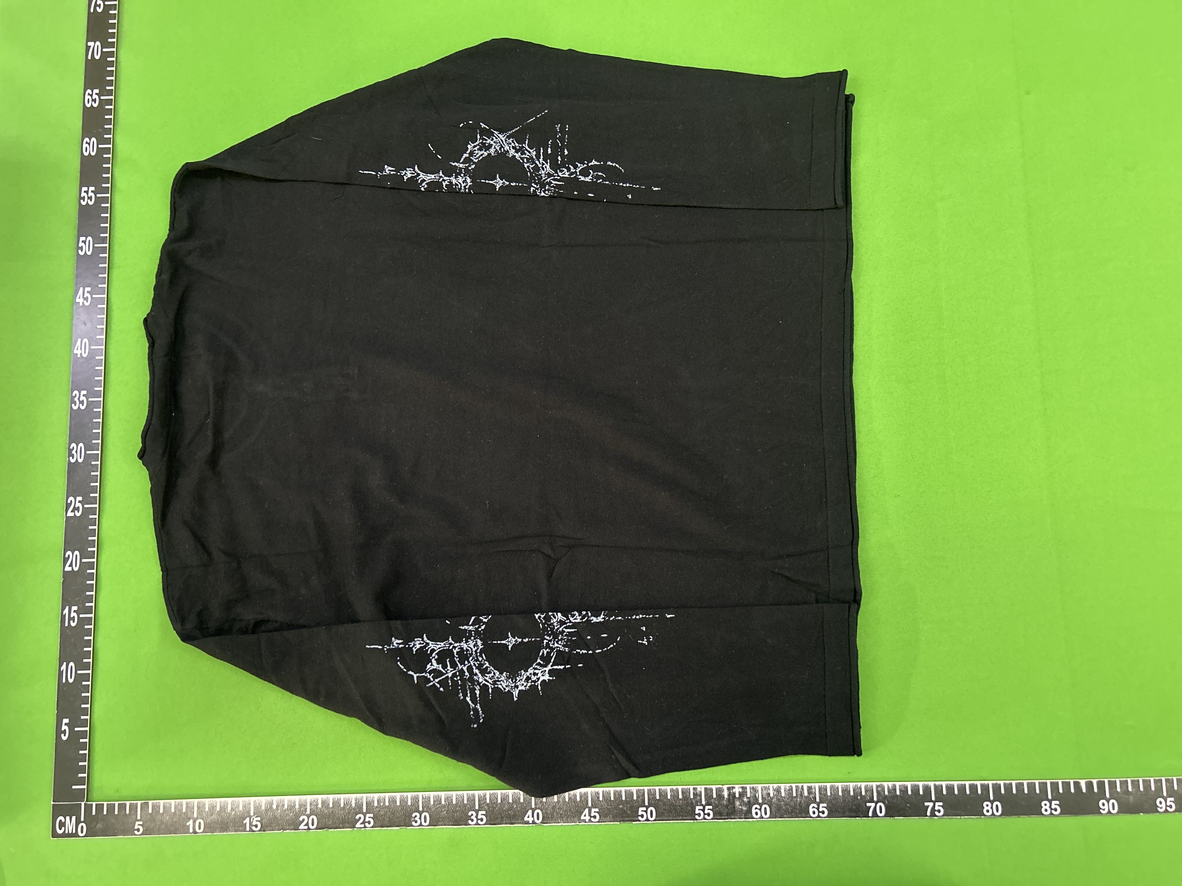 QC Photo - WANNA LAB Long Sleeve Tee (2 Variants)