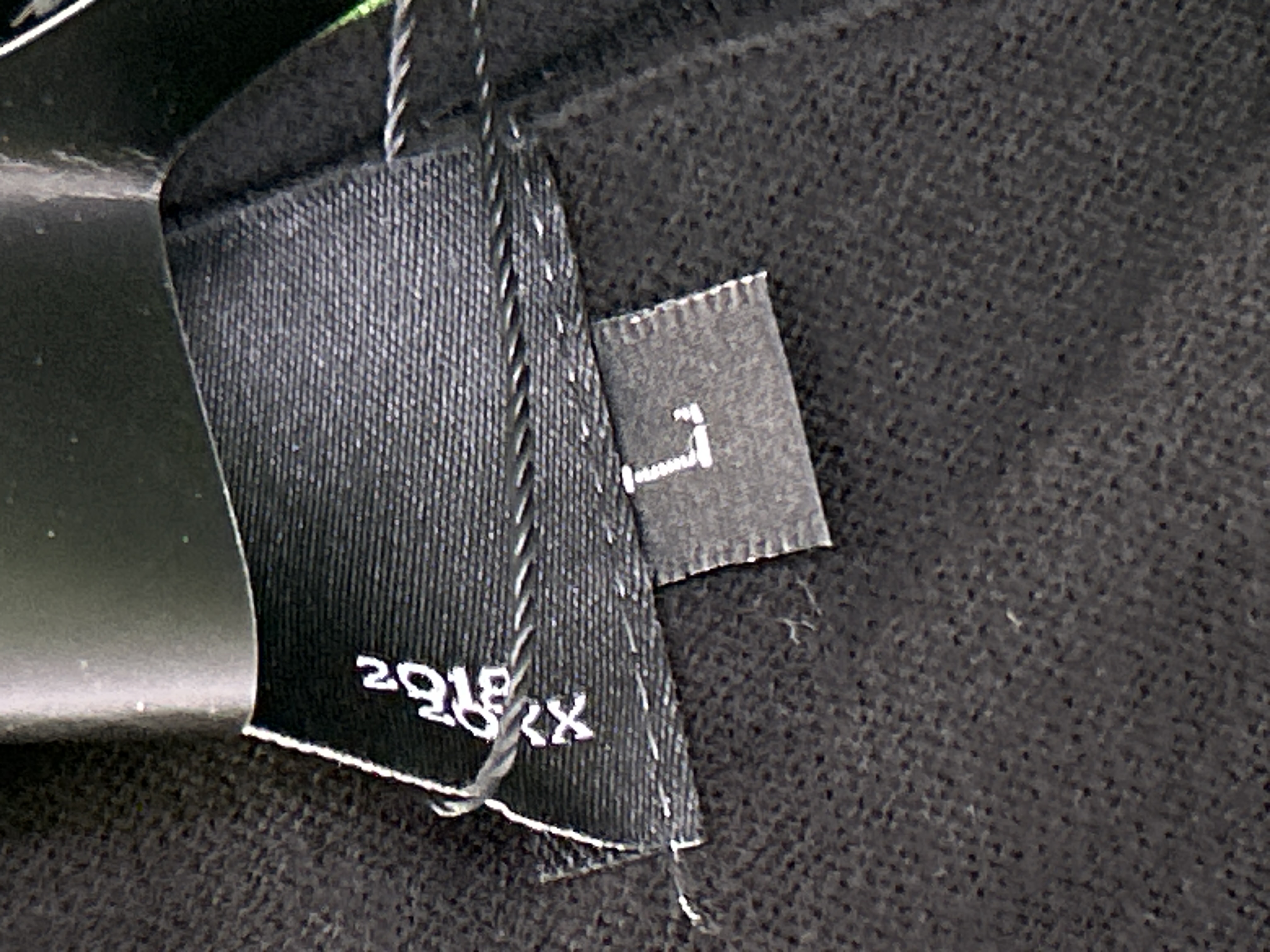 QC Photo - WANNA LAB Long Sleeve Tee (2 Variants)