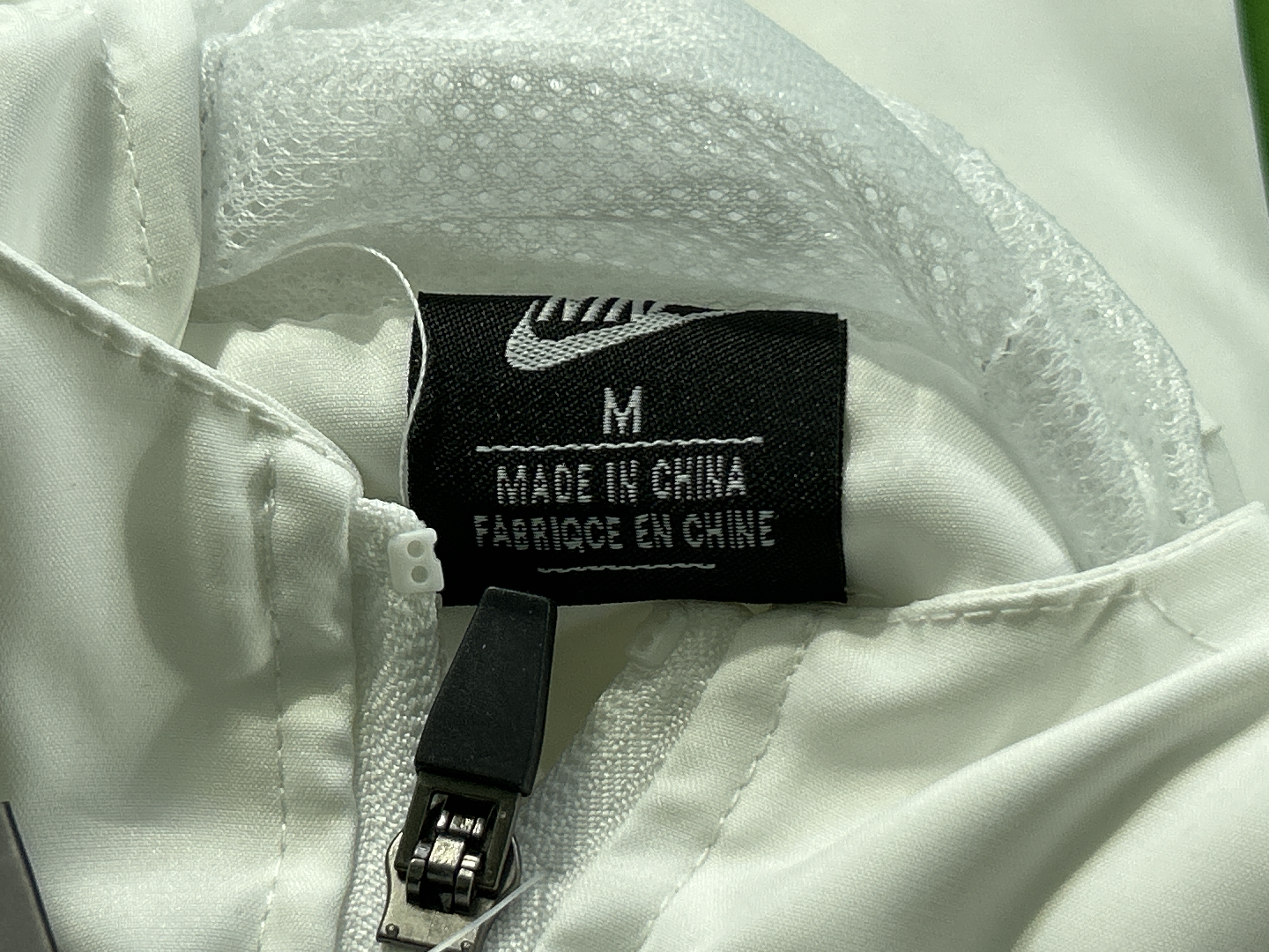 QC Photo - Sports windbreaker with cap 4852