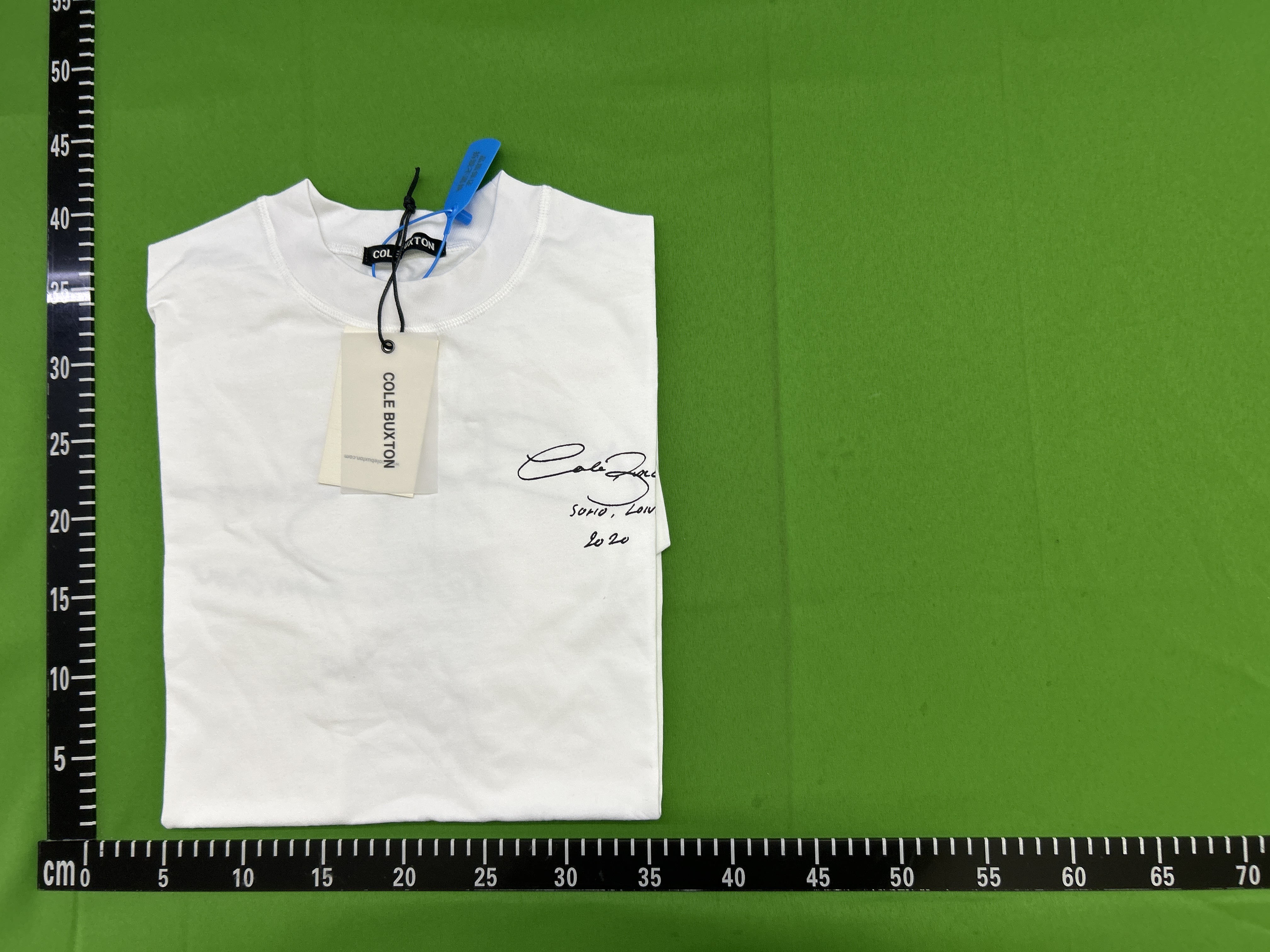 QC Photo - Short-sleeved collection in white