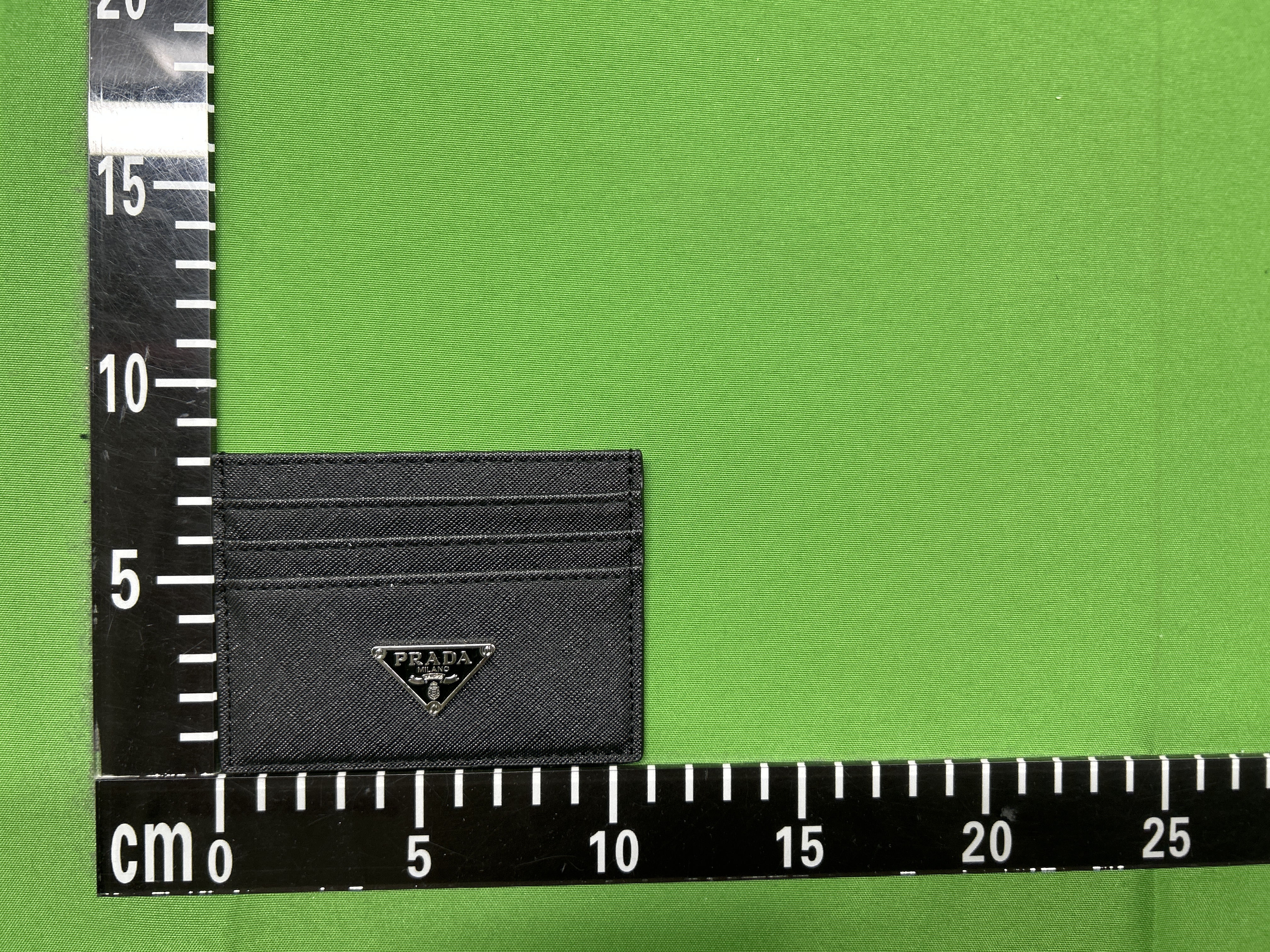 QC Photo - Trendy cross-patterned card case 0301