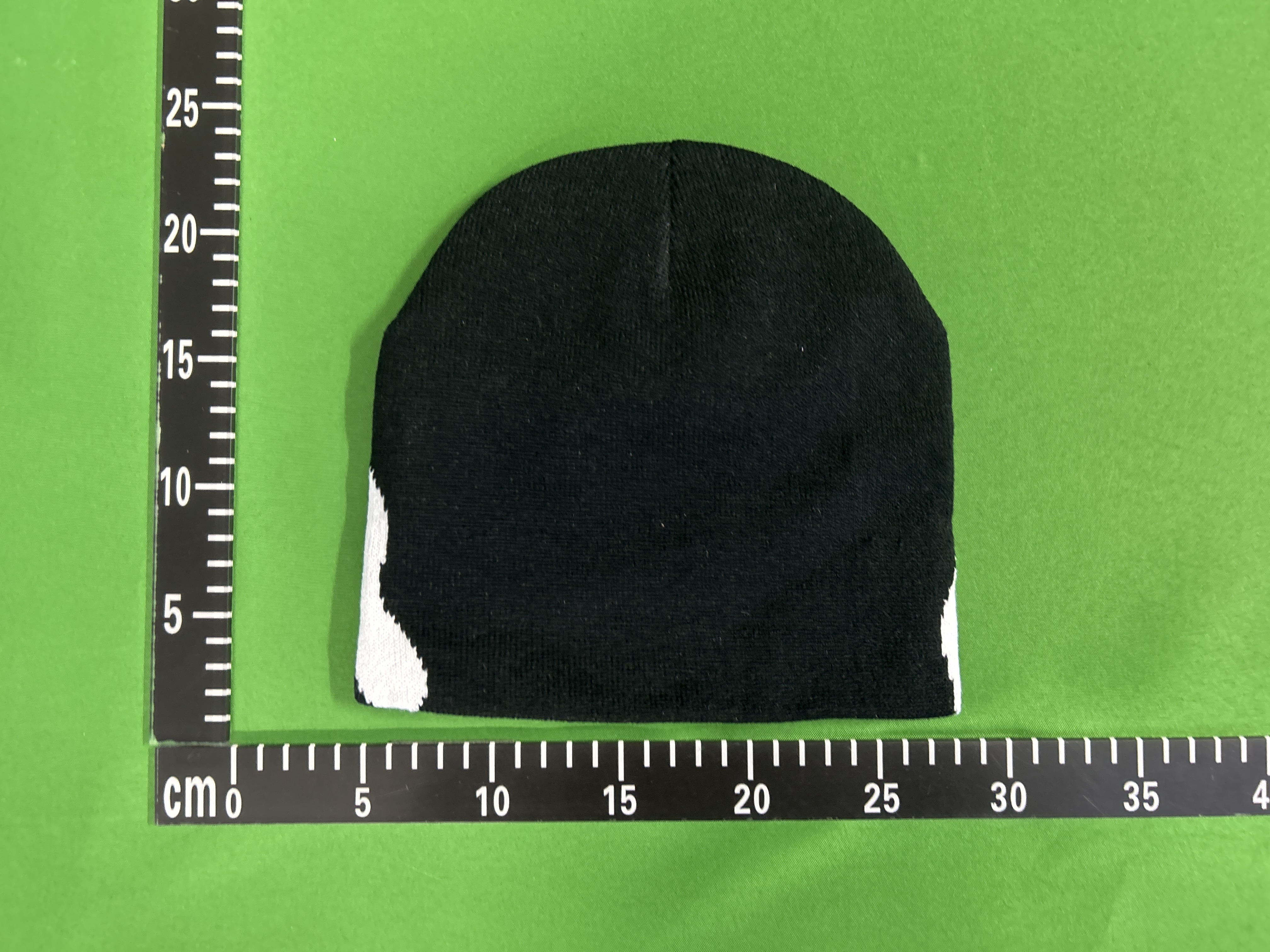 QC Photo - Warm knitted cap letters 1210