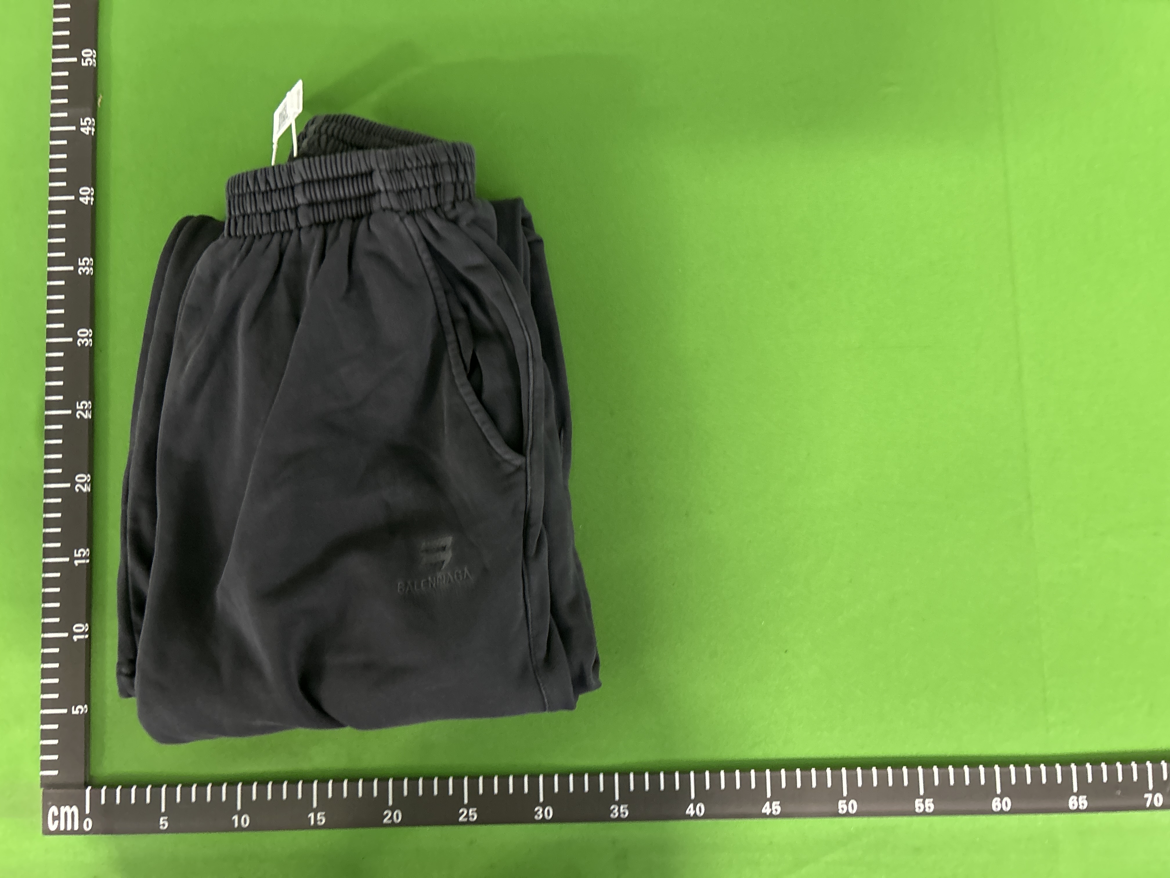 QC Photo - Balenciaga Baggy Black Sweatpants