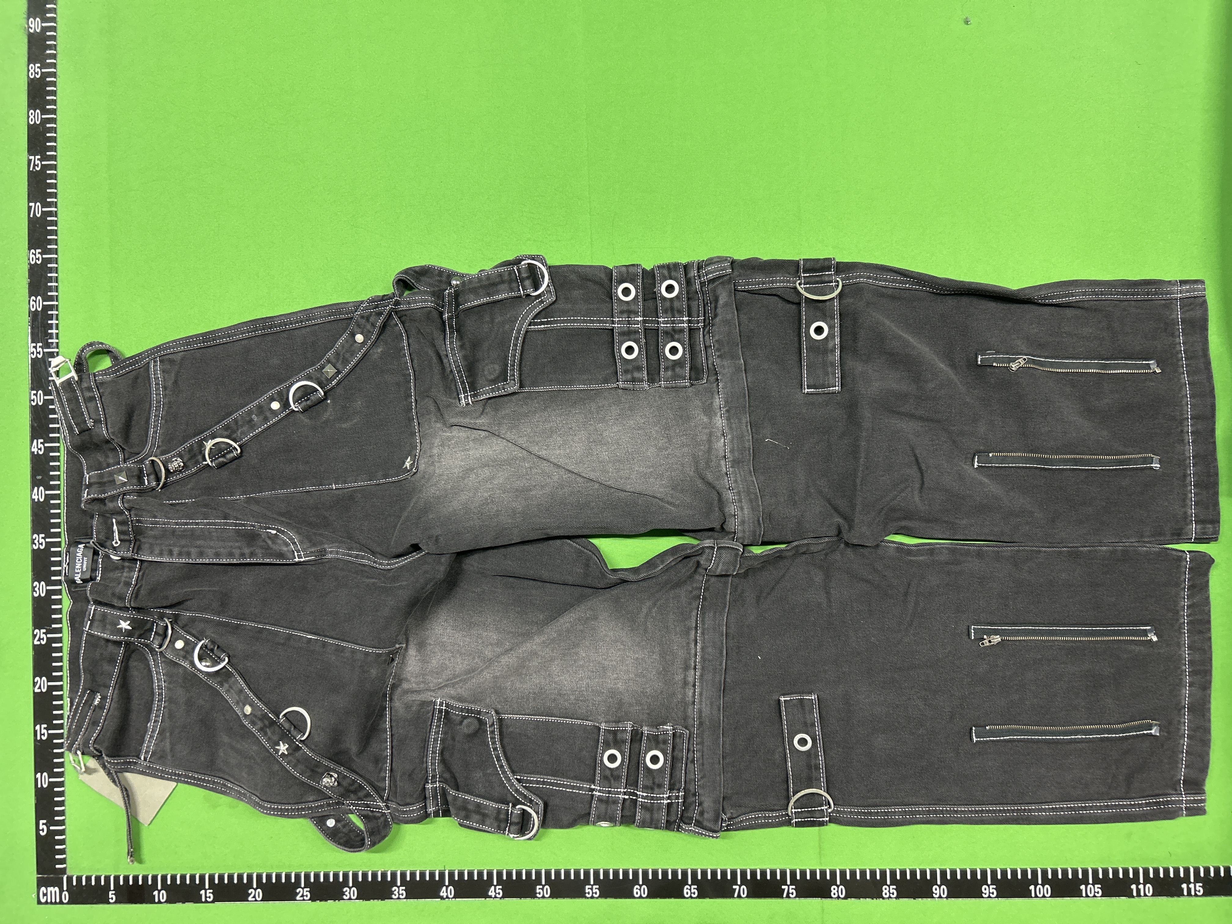 QC Photo - Balenciaga Raver Baggy Pants Washed Black