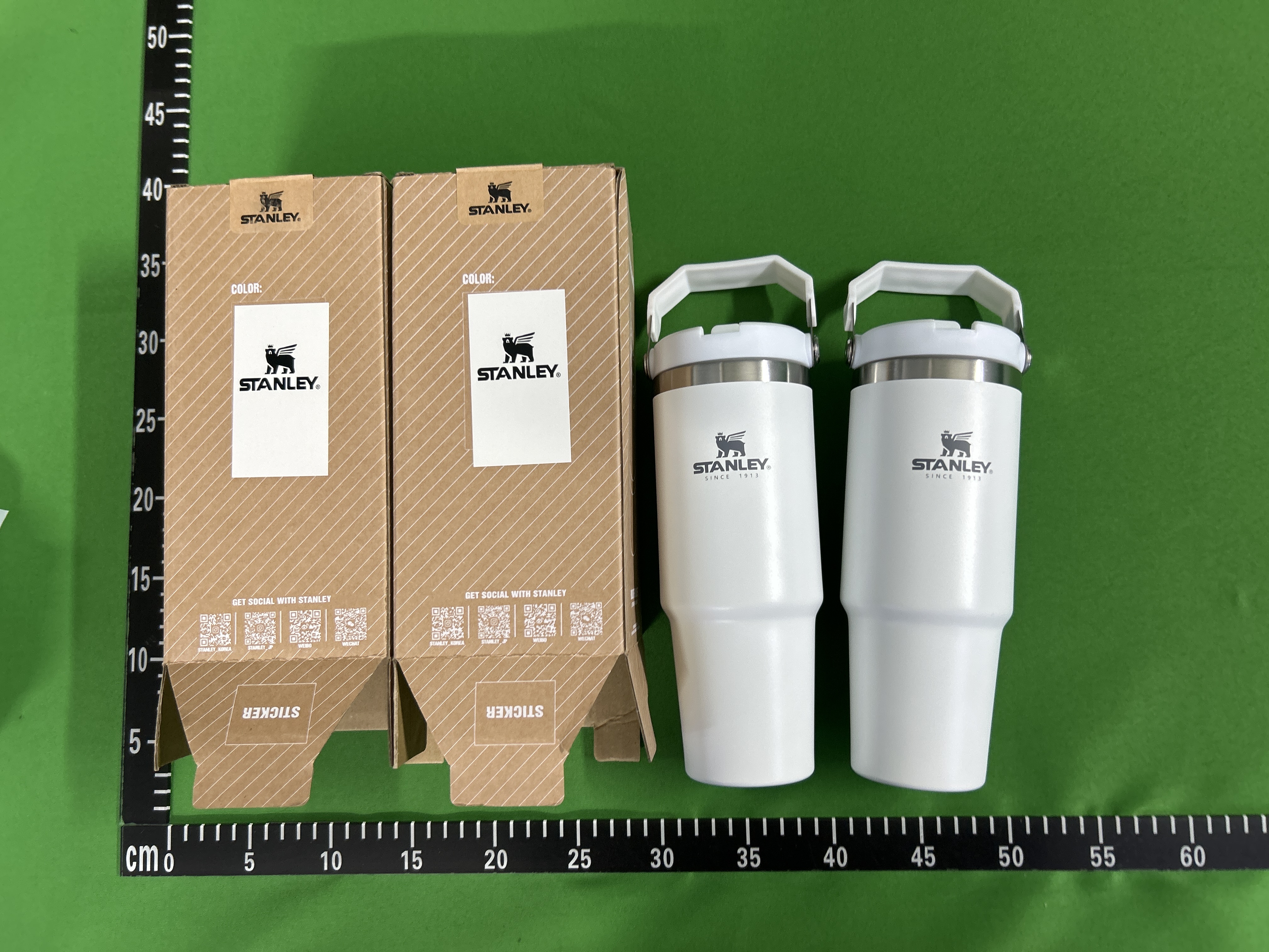 QC Photo - Hand-held car cup 0939