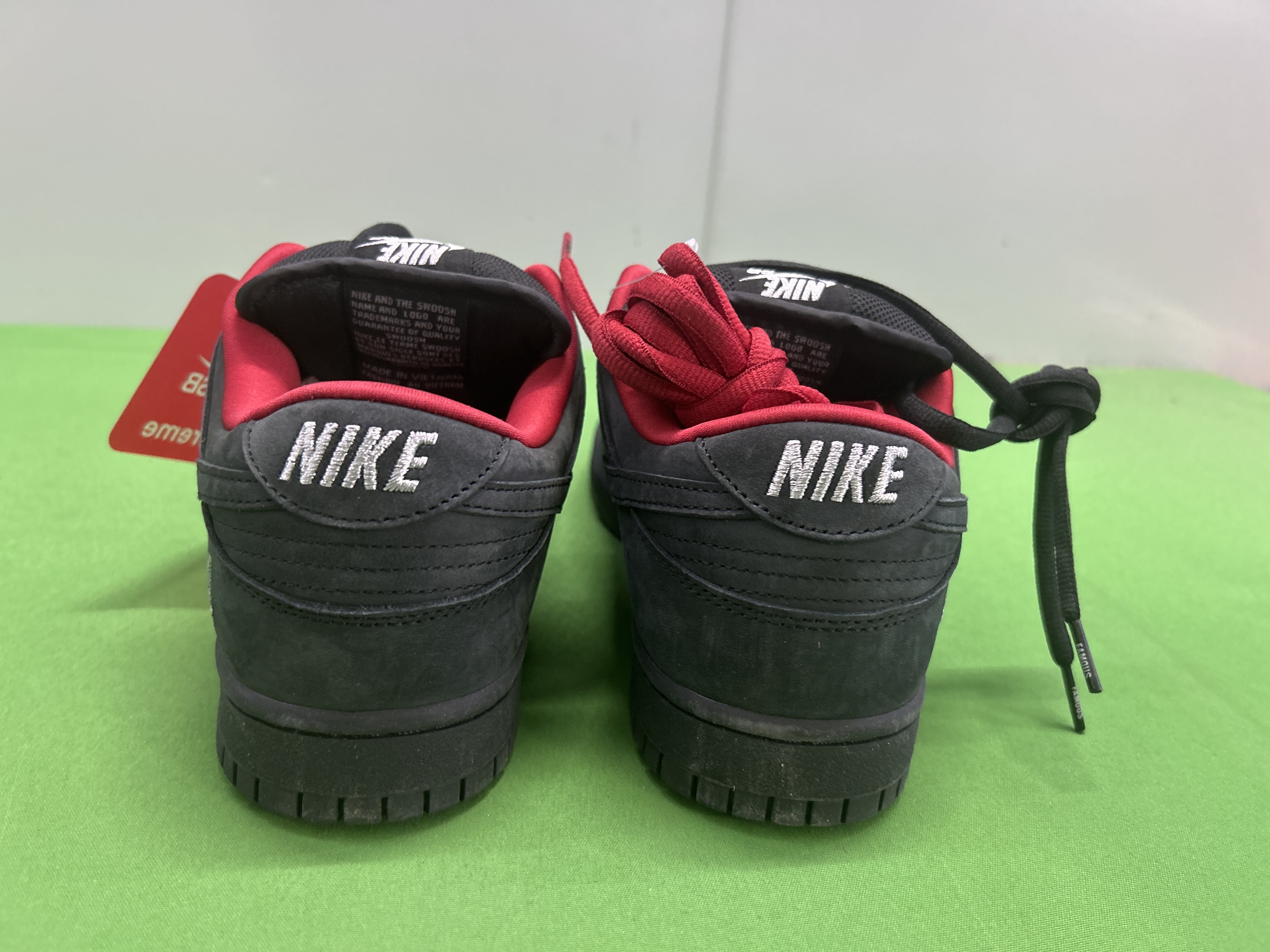 QC Photo - Nike SB Dunk Low Grateful Dead Bears Green