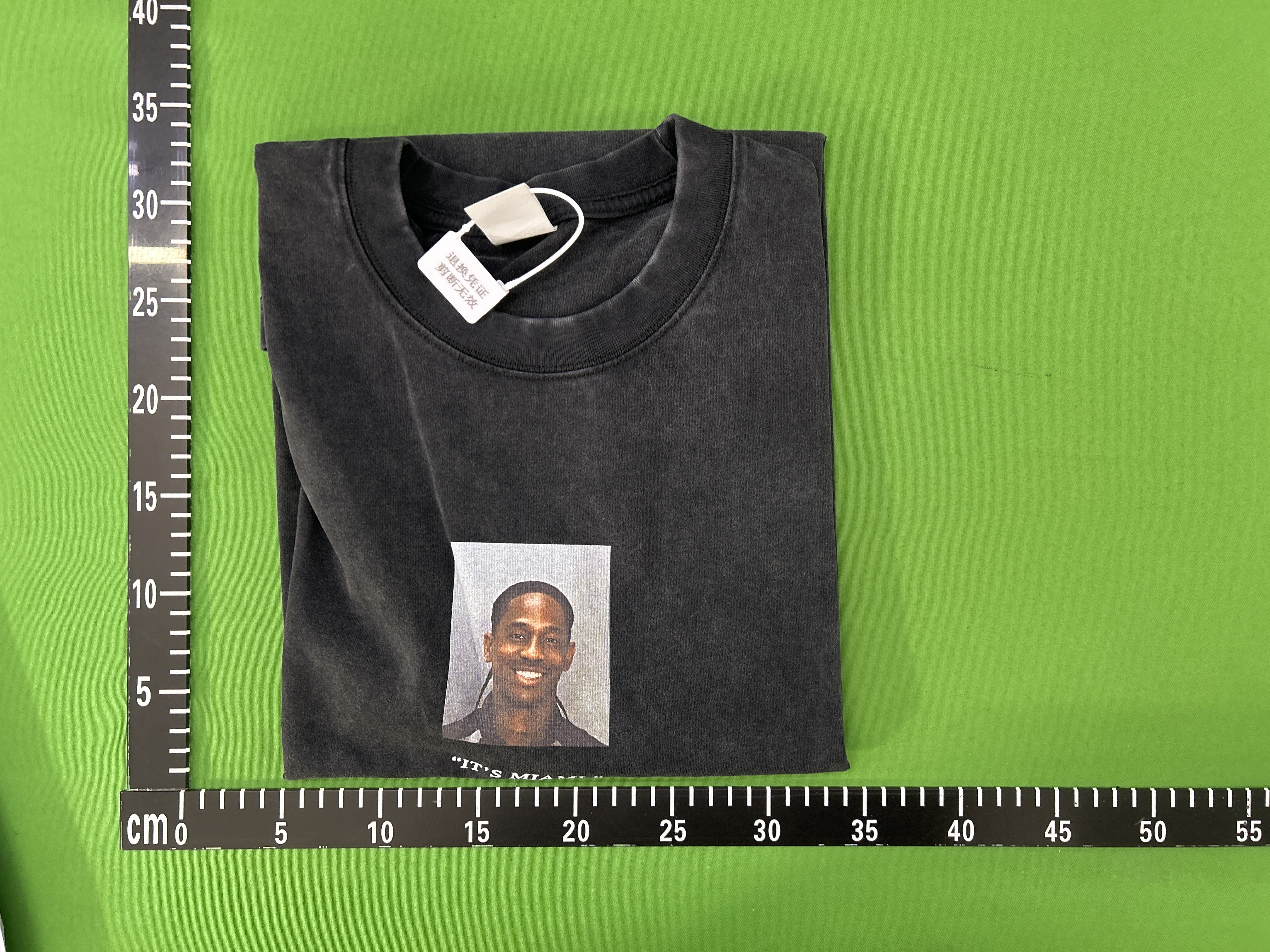 QC Photo - Travis Scott Mugshot Tee