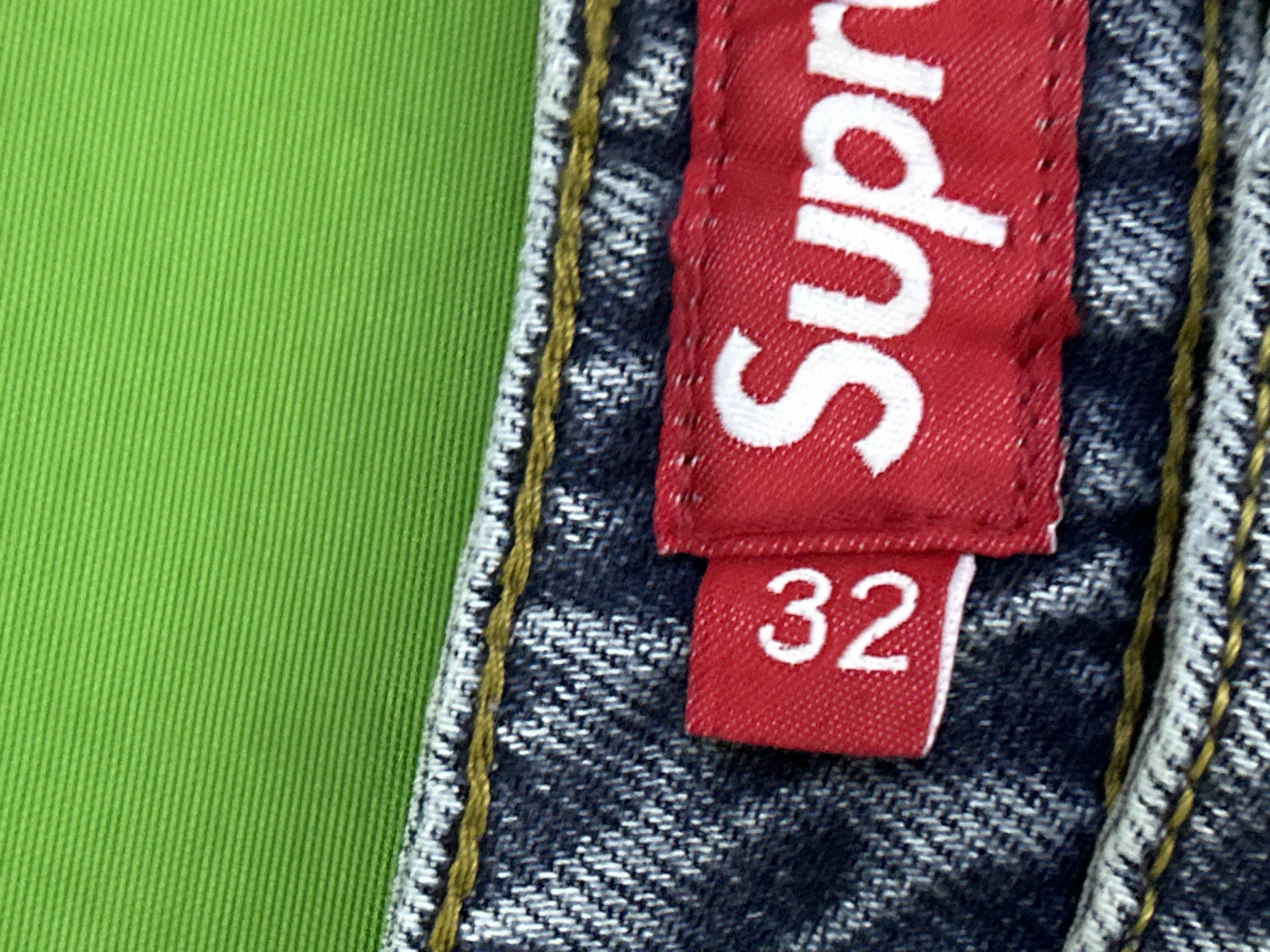 QC Photo - Supreme Baggy Jeans