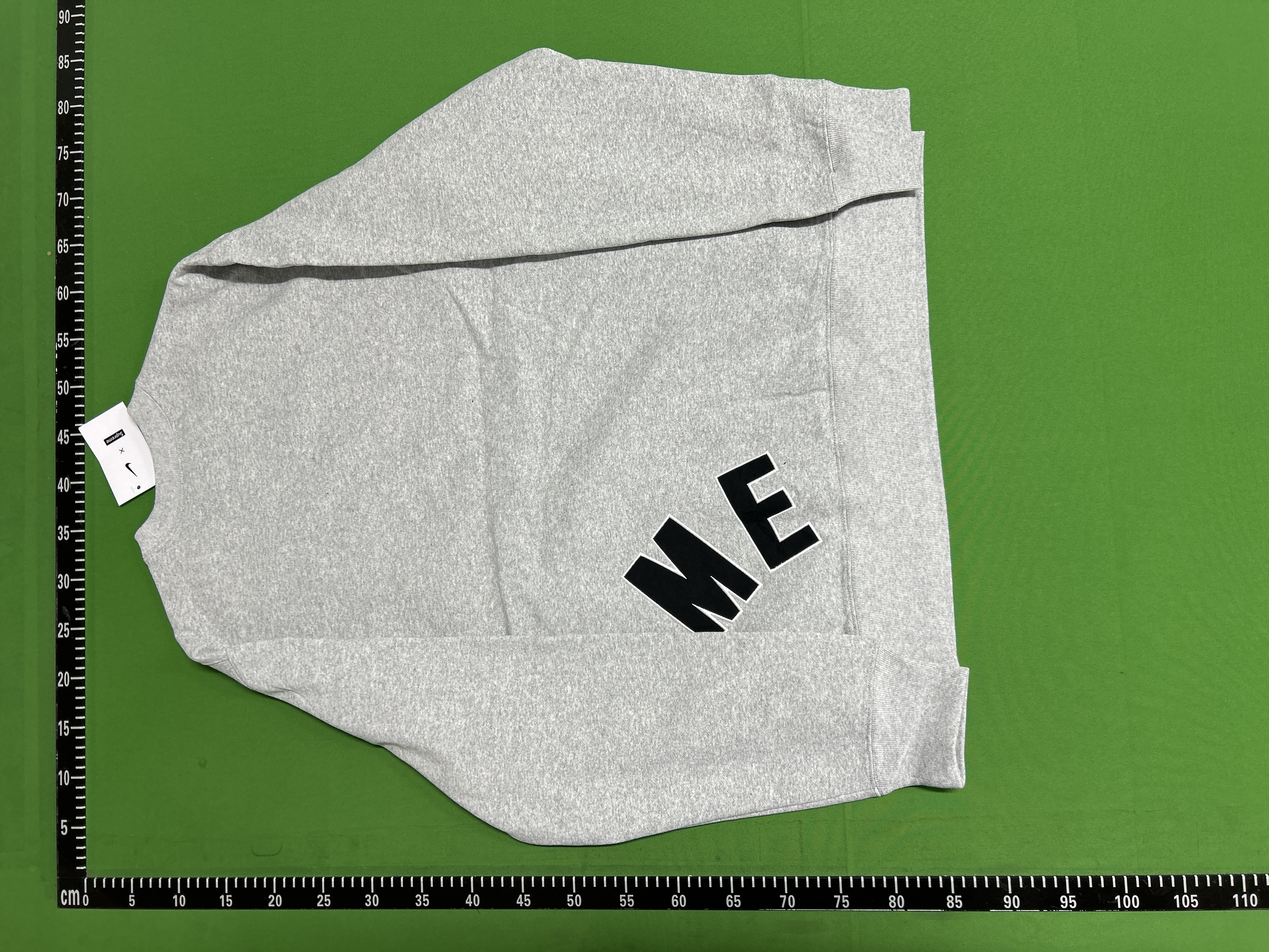 QC Photo - Supreme Nike Arc Crewneck Black