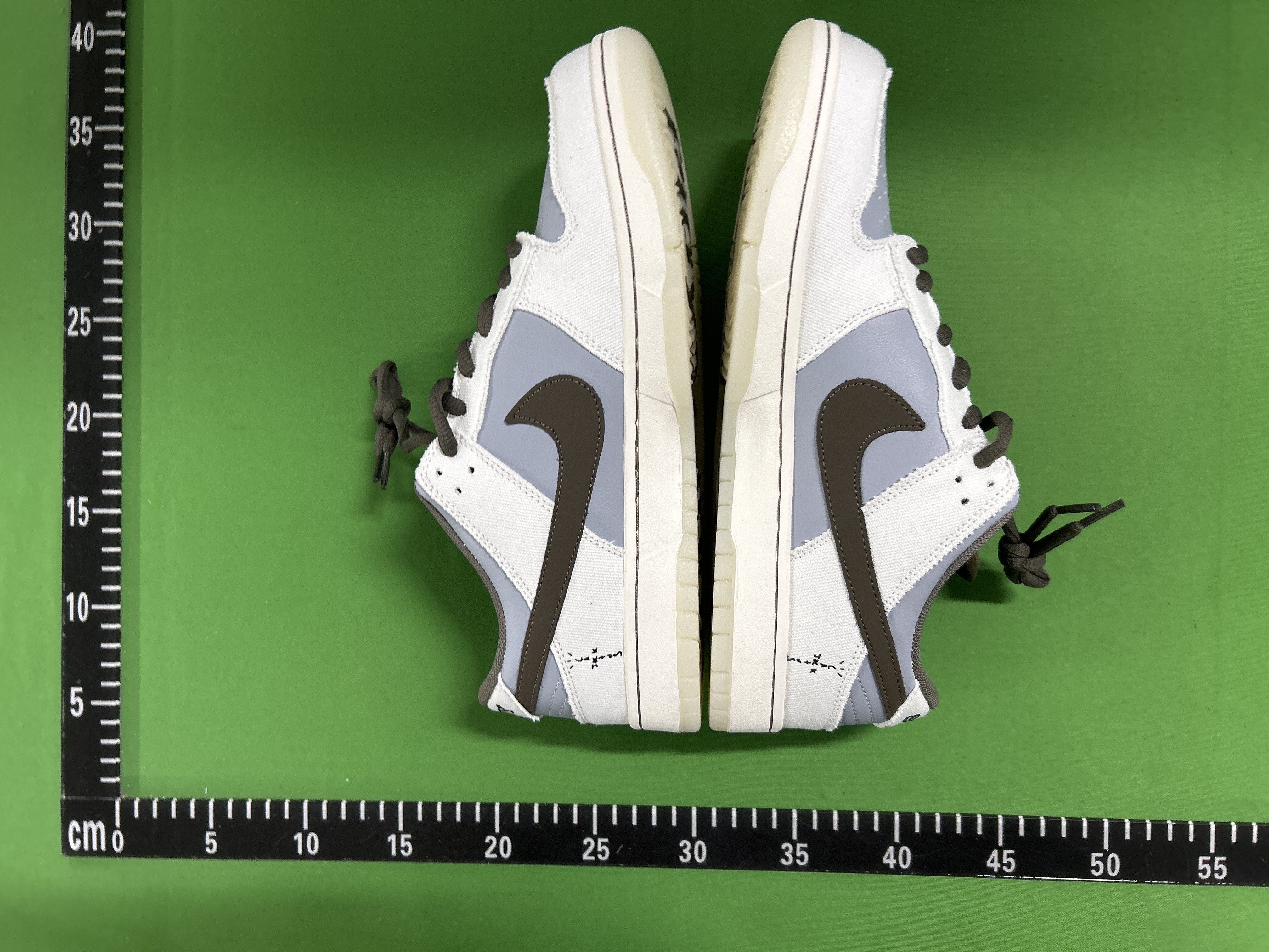 QC Photo - Travis Scott PlayStation Dunk