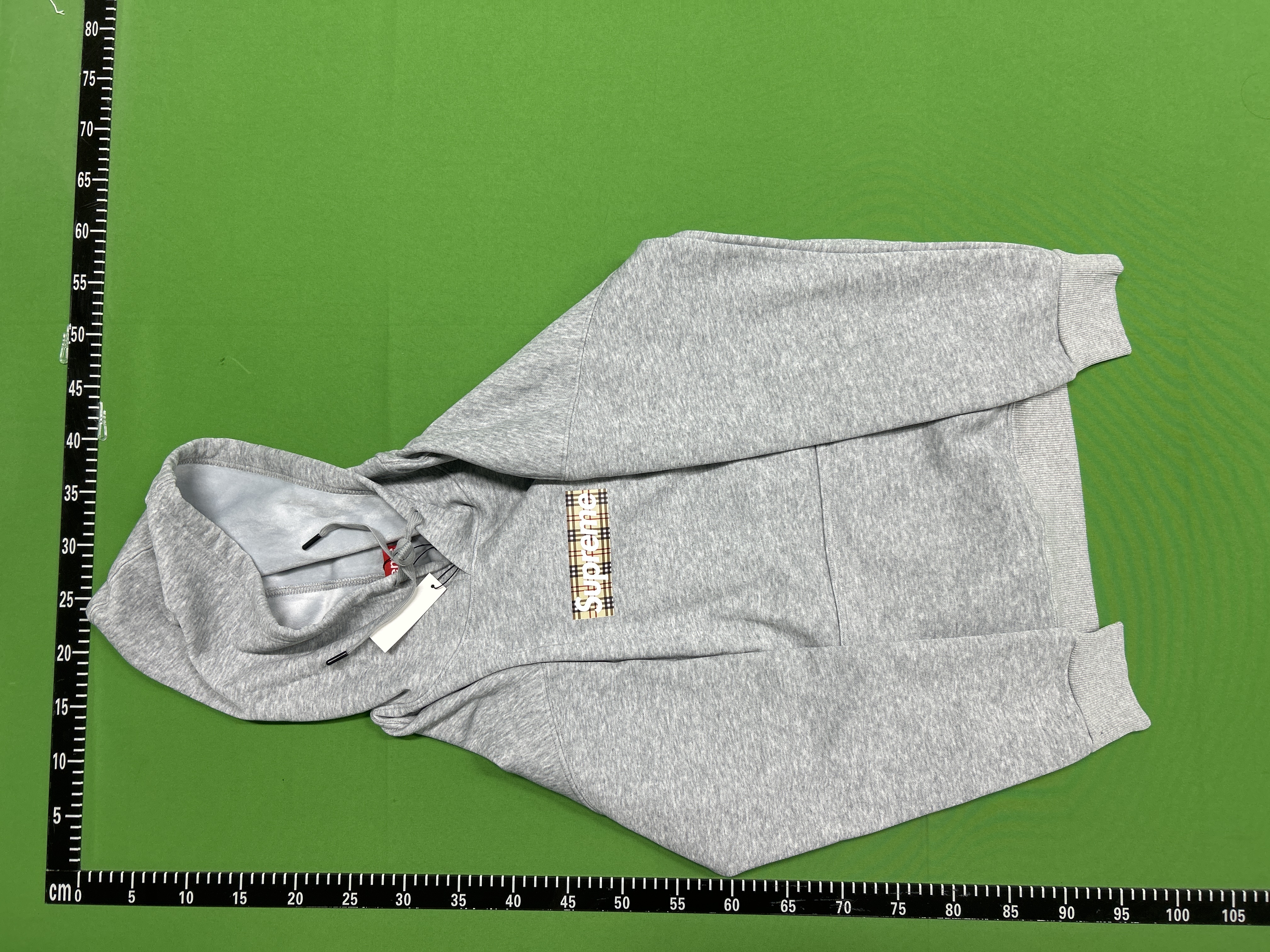 QC Photo - Supreme x Burberry Box Logo Hoodies