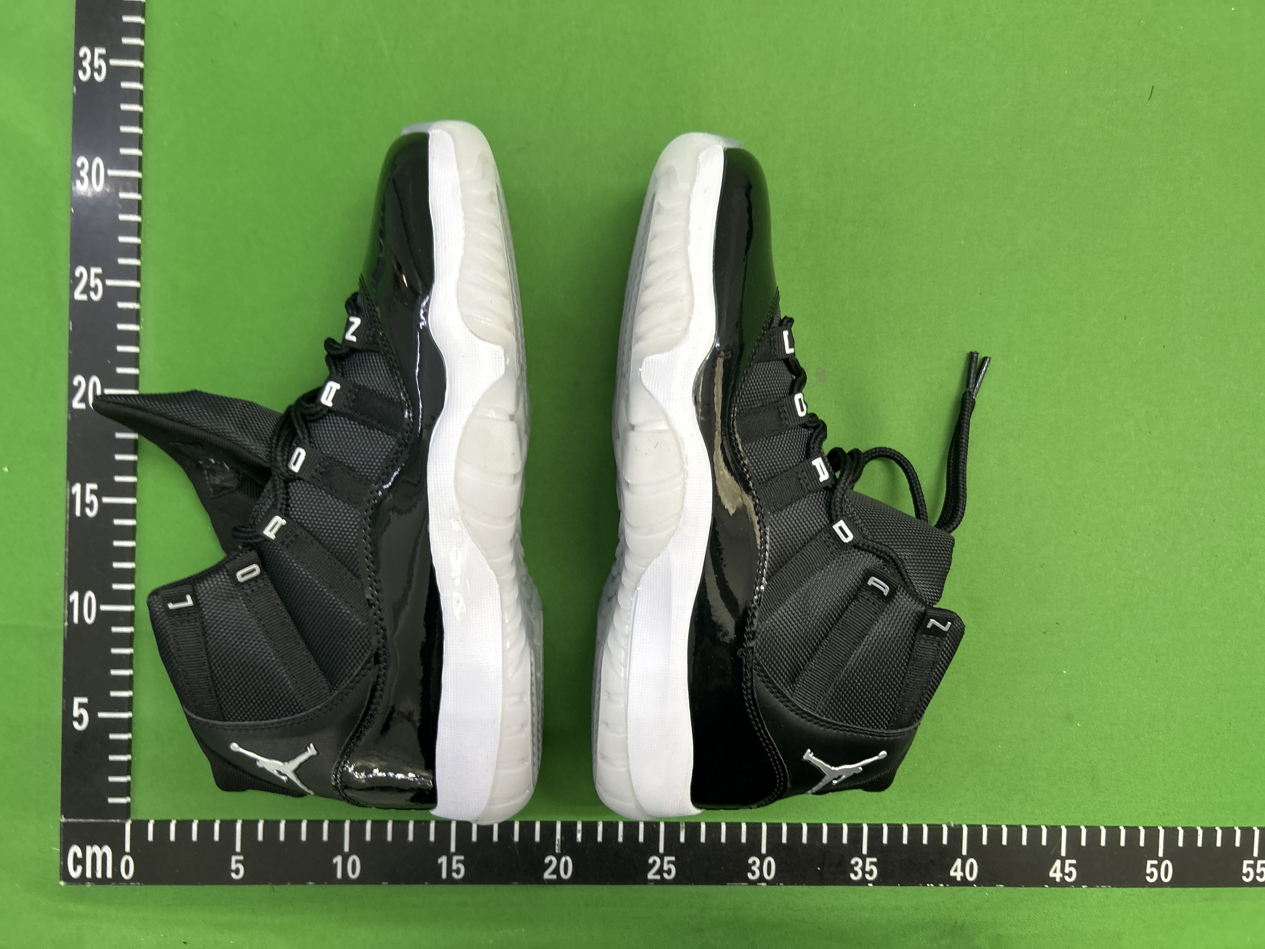 QC Photo - Jordan 11 (9+ Colors)