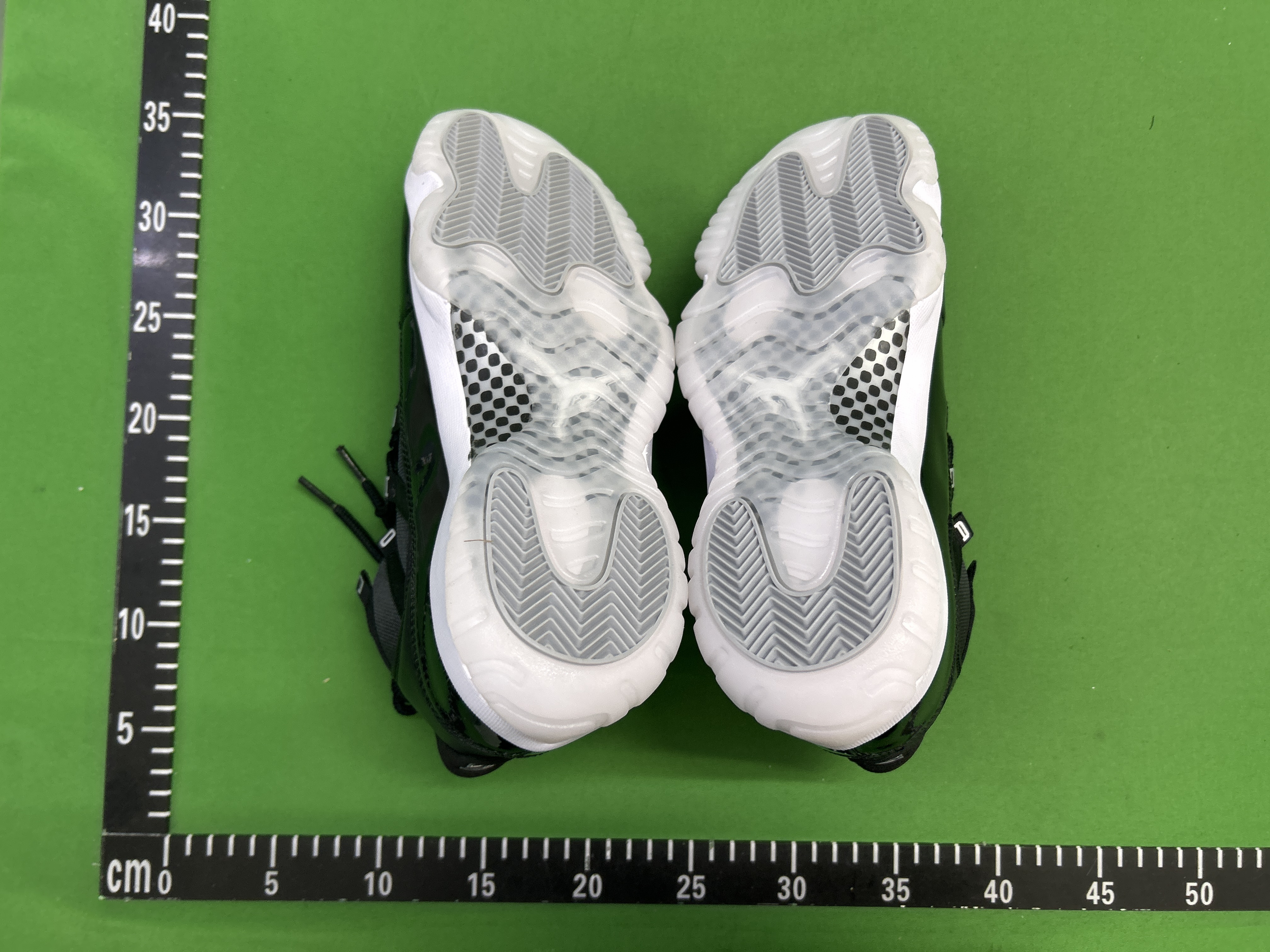 QC Photo - Jordan 11 (9+ Colors)