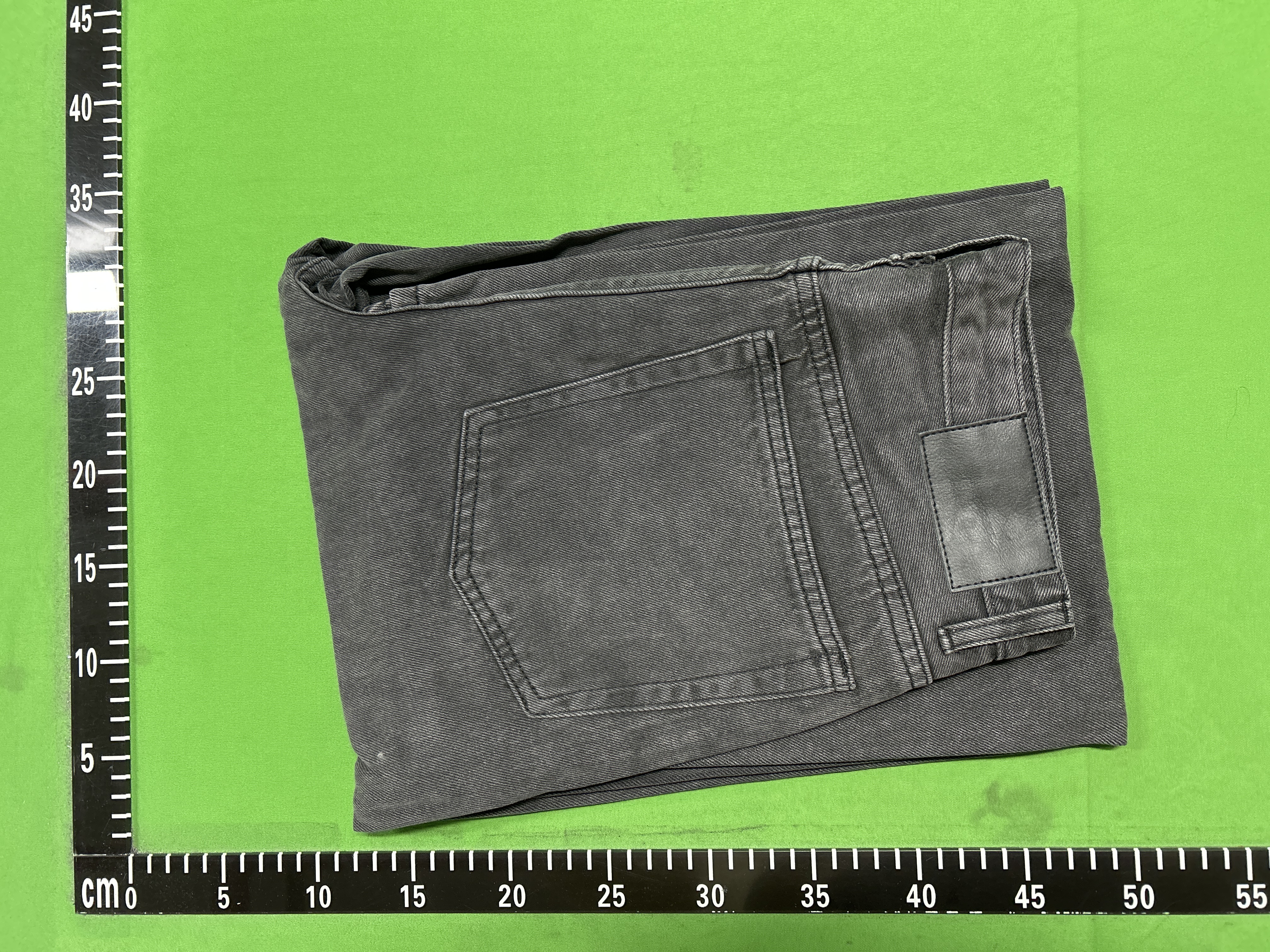 QC Photo - Vuja De 009 WES Grey Baggy Washed Jeans