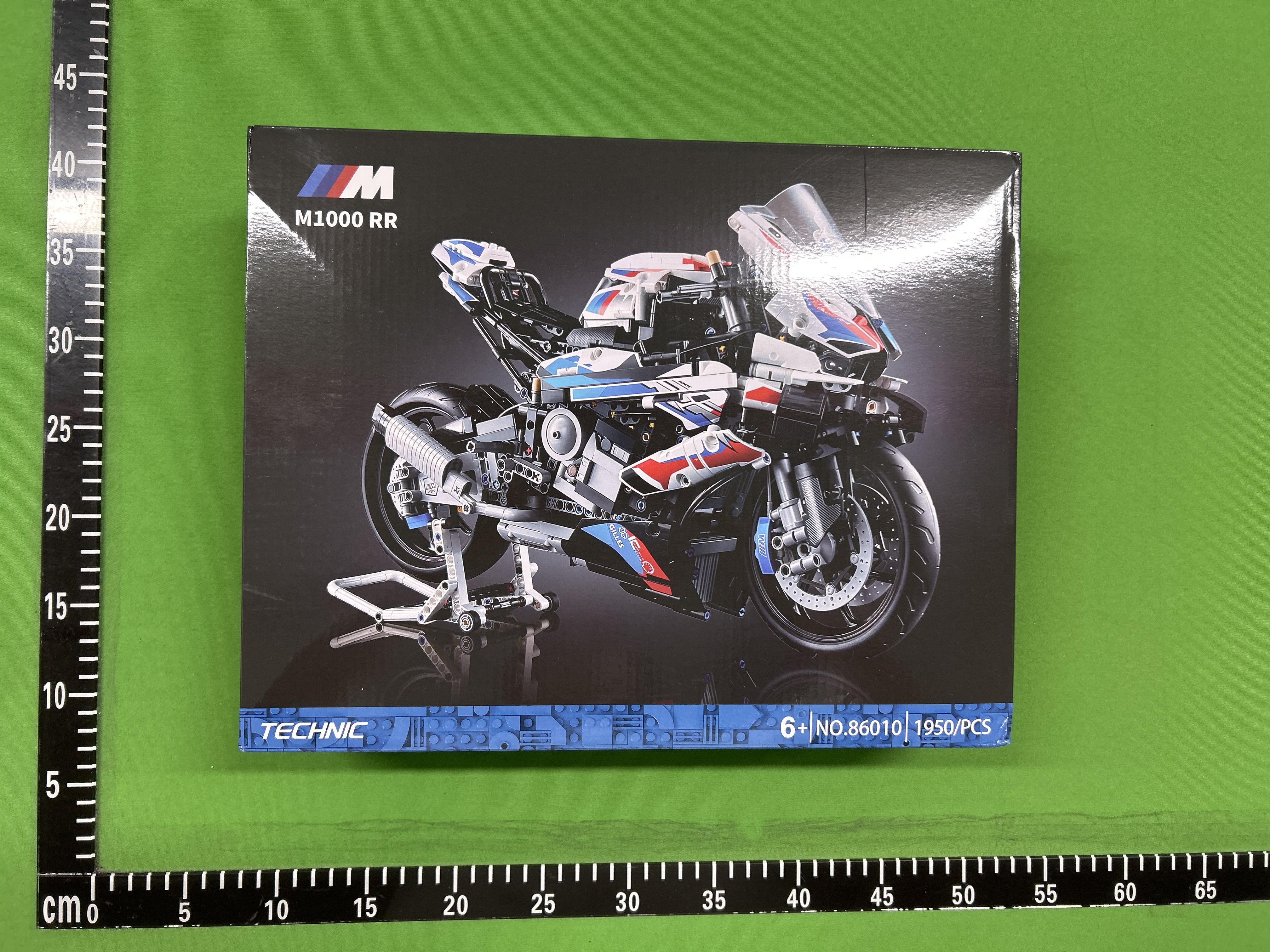 QC Photo - Lego BMW M 1000 RR
